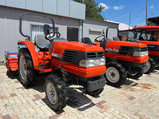 Японский трактор Кубота gl240